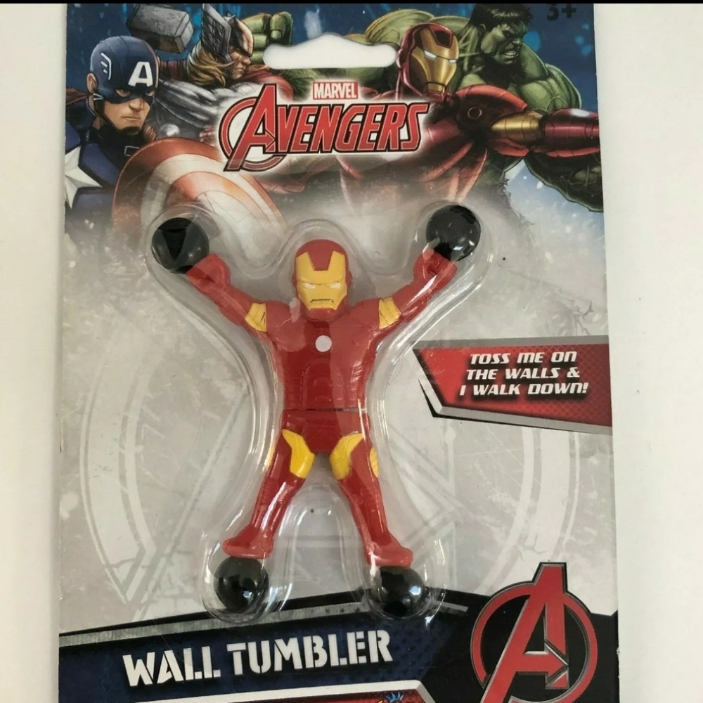 Iron‎ Man Marvel Avengers Wall Tumbler (1)